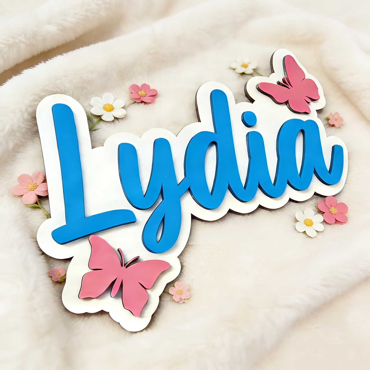 لافتة غرفة مخصصة بتصميم فراشة  - مراجعة Baby Nursery Decorations وسعره